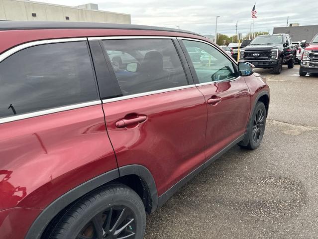 2019 Toyota Highlander Sport