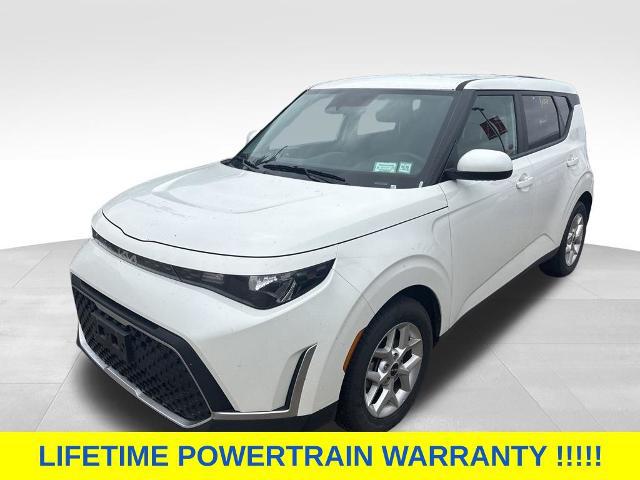 2025 Kia Soul LX for sale in Burlington, WI