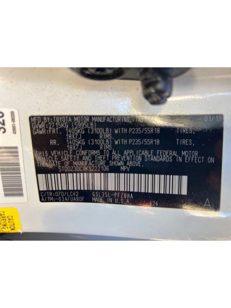2019 Toyota Sienna XLE 7 Passenger