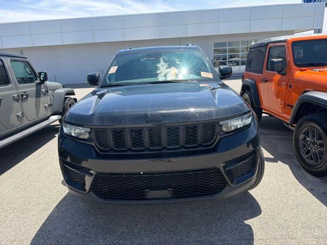 2025 Jeep Grand Cherokee Altitude 4x4