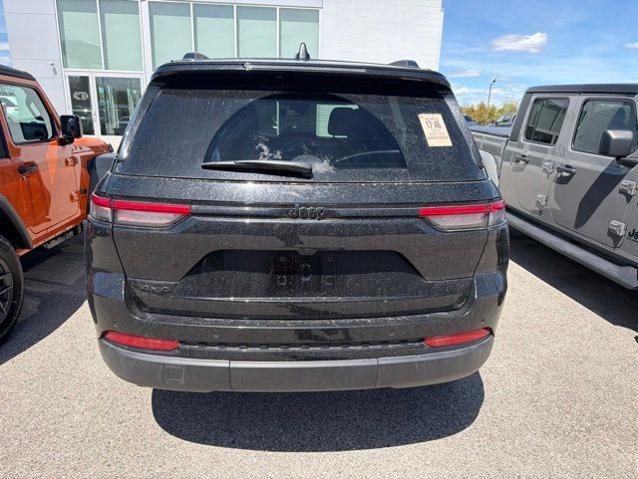 2025 Jeep Grand Cherokee Altitude 4x4