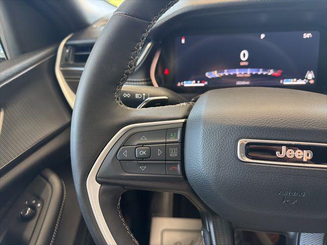 2025 Jeep Grand Cherokee Altitude 4x4
