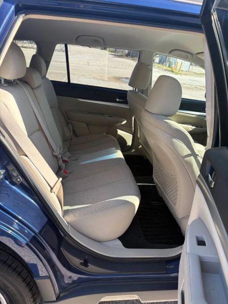 2011 Subaru Outback 2.5i Premium