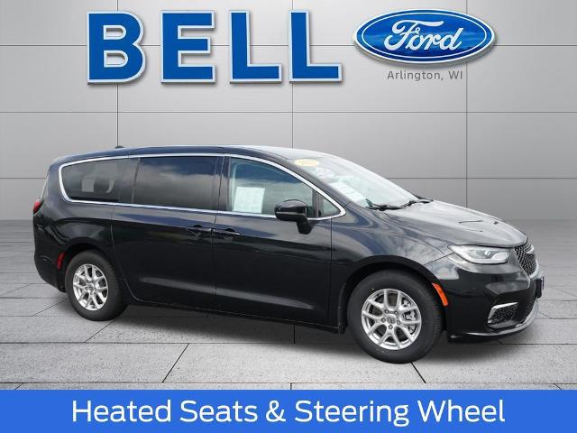 2023 Chrysler Pacifica Touring L for sale in Arlington, WI