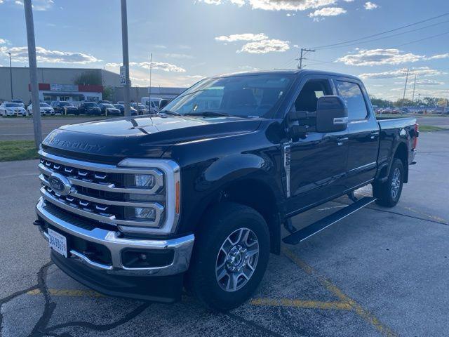 2023 Ford F-250 LARIAT for sale in Bloomington, IL