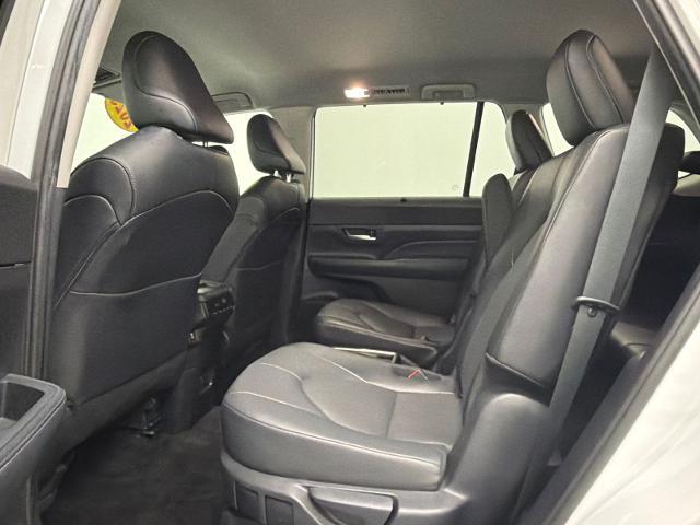 2025 Toyota Grand Highlander Hybrid XLE