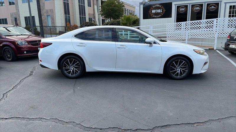 2016 Lexus ES 350 350