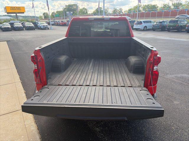 2022 Chevrolet Silverado 1500 4WD Crew Cab Short Bed LT
