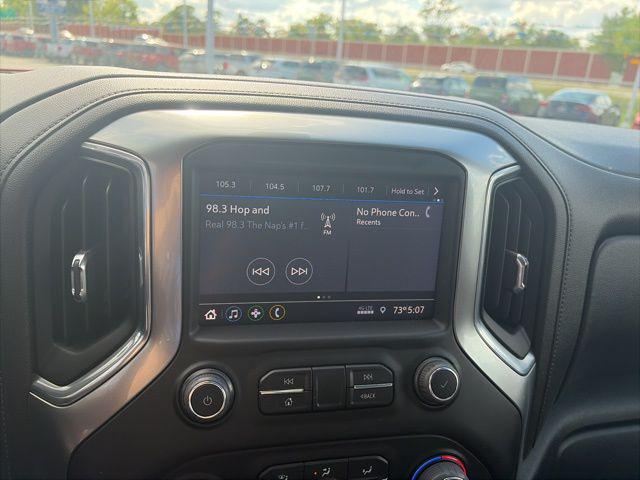 2022 Chevrolet Silverado 1500 4WD Crew Cab Short Bed LT