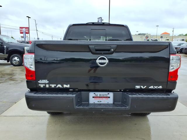 2023 Nissan Titan Crew Cab SV 4x4