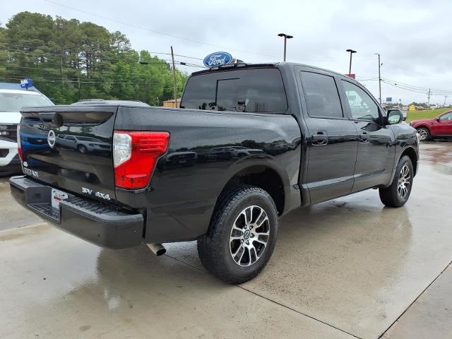 2023 Nissan Titan Crew Cab SV 4x4