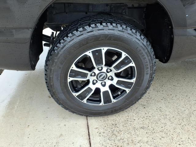 2023 Nissan Titan Crew Cab SV 4x4