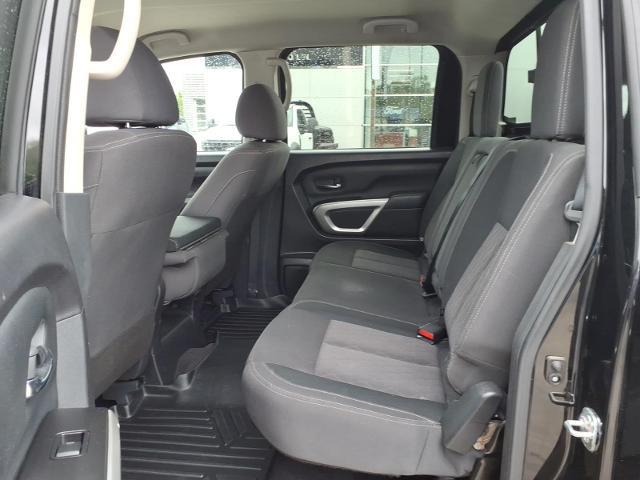 2023 Nissan Titan Crew Cab SV 4x4