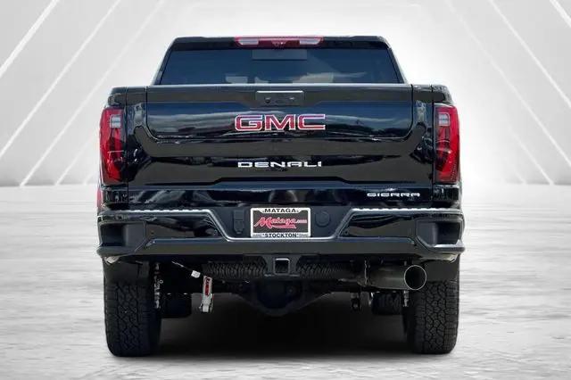 2026 GMC Sierra 2500HD Crew Cab, Standard Bed, Denali, 4WD