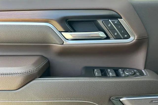 2026 GMC Sierra 2500HD Crew Cab, Standard Bed, Denali, 4WD
