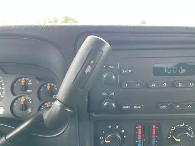 2003 Chevrolet Silverado 1500 WT