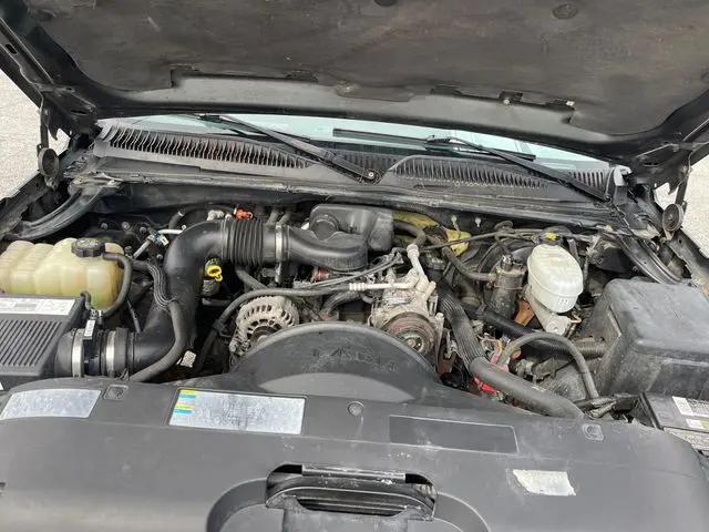 2003 Chevrolet Silverado 1500 WT