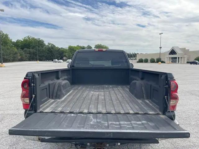 2003 Chevrolet Silverado 1500 WT