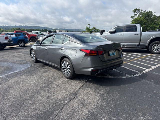 2023 Nissan Altima SV FWD