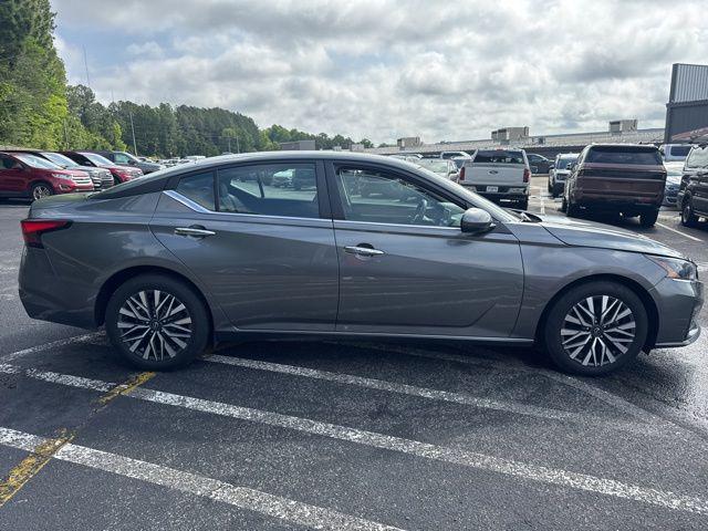 2023 Nissan Altima SV FWD