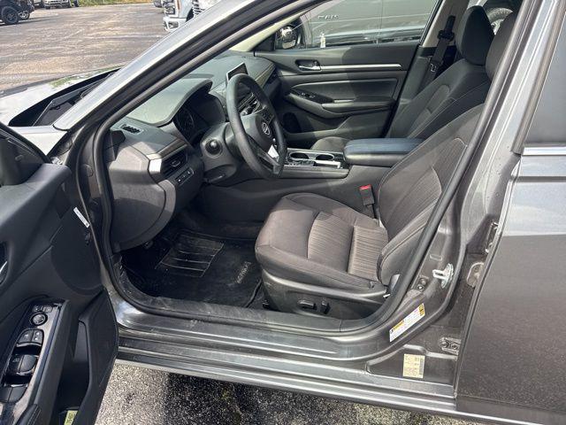 2023 Nissan Altima SV FWD