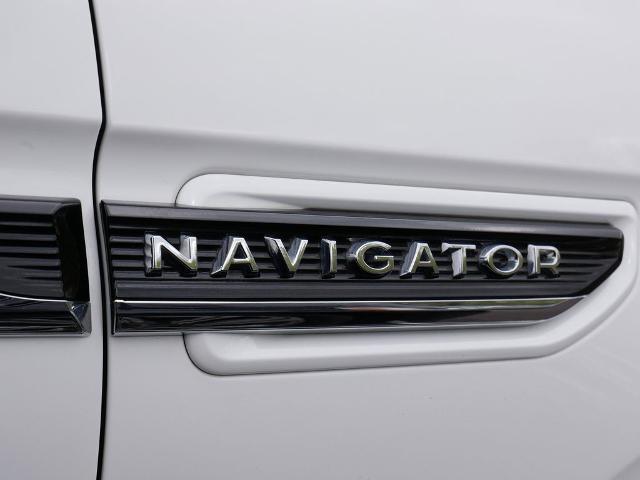 2022 Lincoln Navigator Black Label