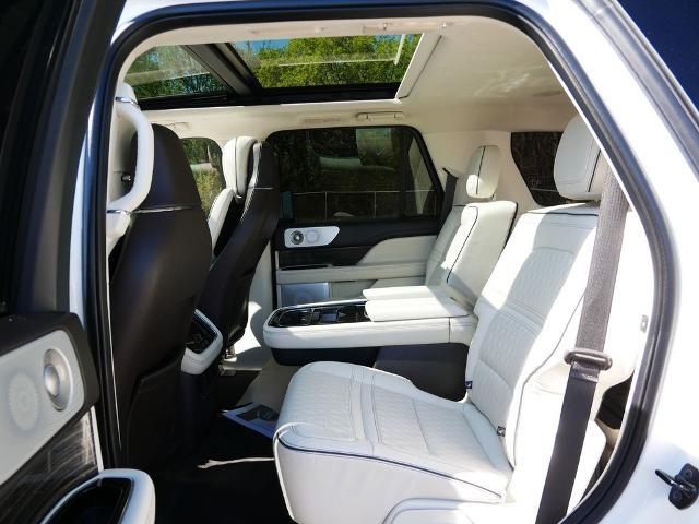 2022 Lincoln Navigator Black Label