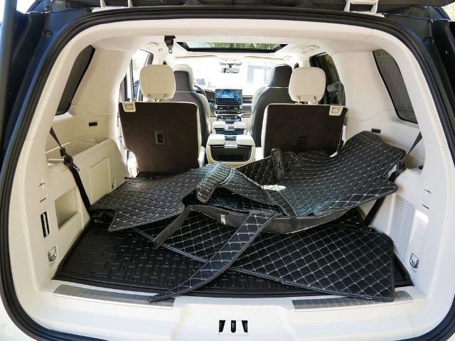 2022 Lincoln Navigator Black Label