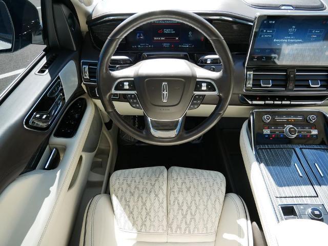 2022 Lincoln Navigator Black Label