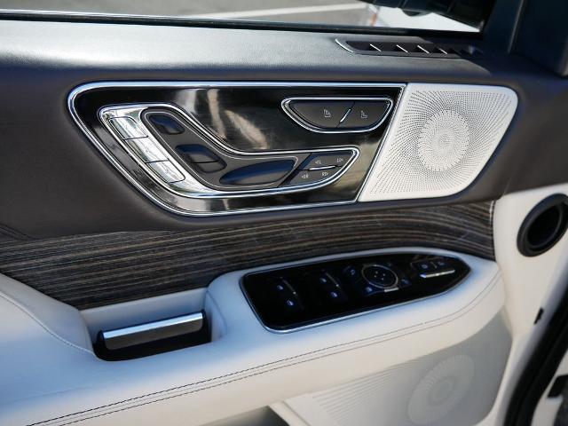 2022 Lincoln Navigator Black Label