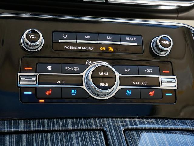 2022 Lincoln Navigator Black Label