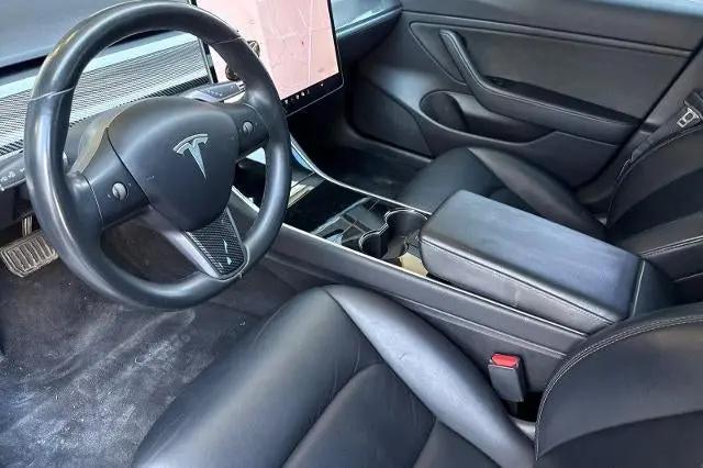 2019 Tesla Model 3 Mid Range