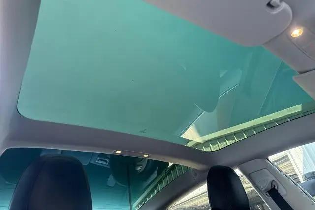 2019 Tesla Model 3 Mid Range