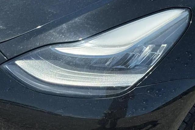 2019 Tesla Model 3 Mid Range
