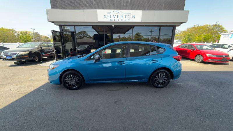 2019 Subaru Impreza 2.0i