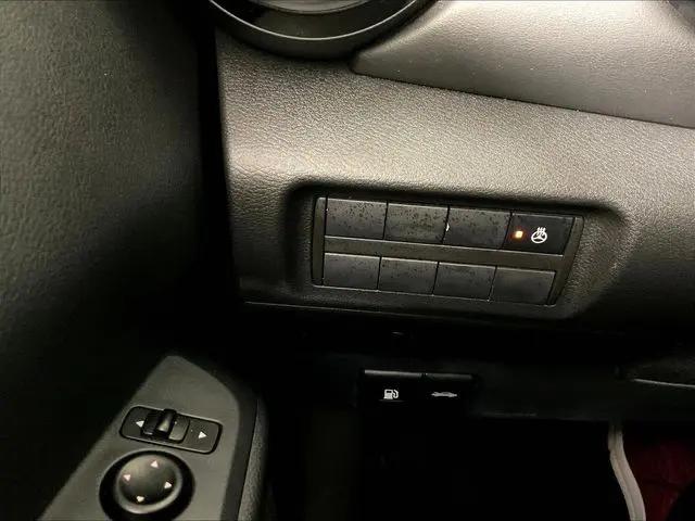 2022 Nissan Kicks SR Xtronic CVT