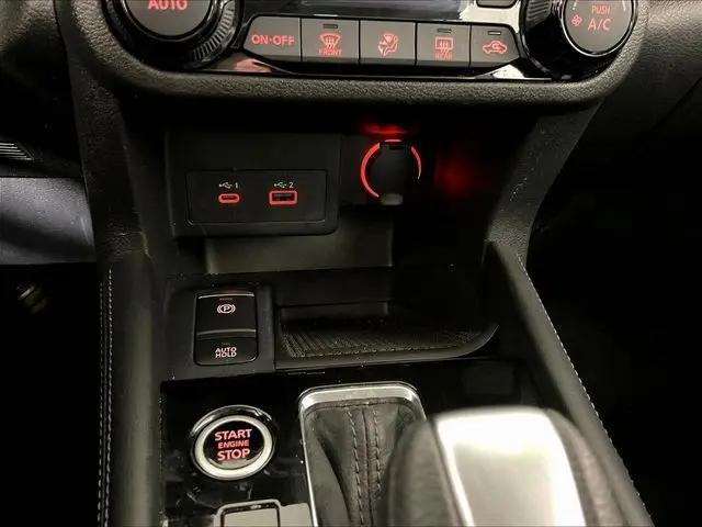 2022 Nissan Kicks SR Xtronic CVT