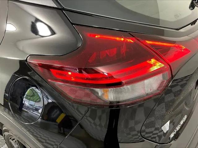 2022 Nissan Kicks SR Xtronic CVT