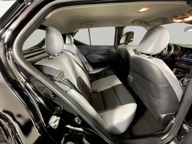 2022 Nissan Kicks SR Xtronic CVT