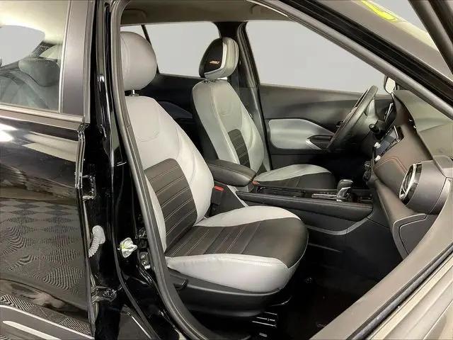 2022 Nissan Kicks SR Xtronic CVT