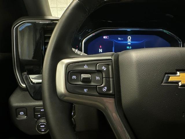 2024 Chevrolet Silverado 1500 4WD Crew Cab Short Bed LT