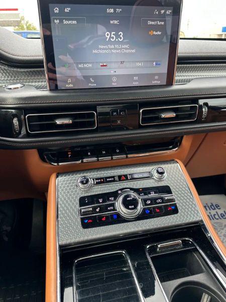 2020 Lincoln Aviator Black Label