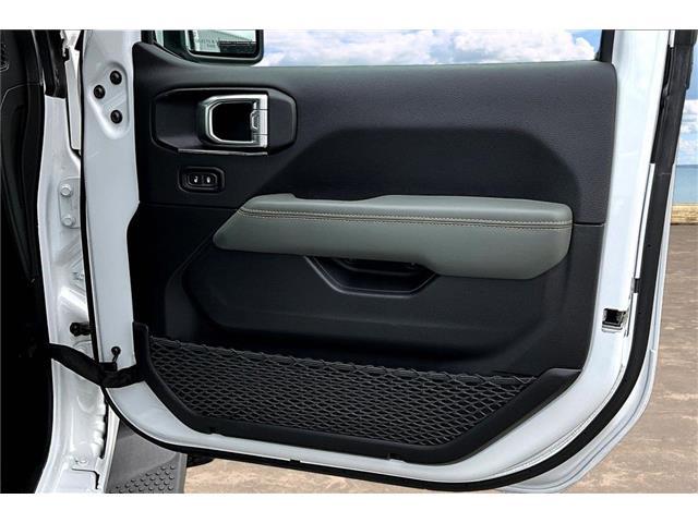 2024 Jeep Wrangler 4xe Summit 4xe