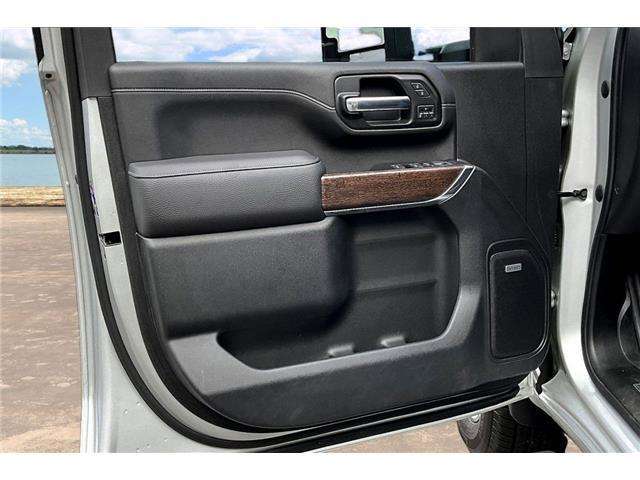 2020 GMC Sierra 2500HD 4WD Crew Cab Standard Bed Denali