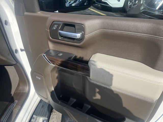 2021 GMC Sierra 1500 4WD Crew Cab Short Box SLT