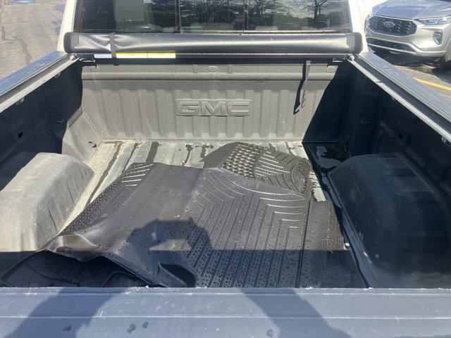2021 GMC Sierra 1500 4WD Crew Cab Short Box SLT