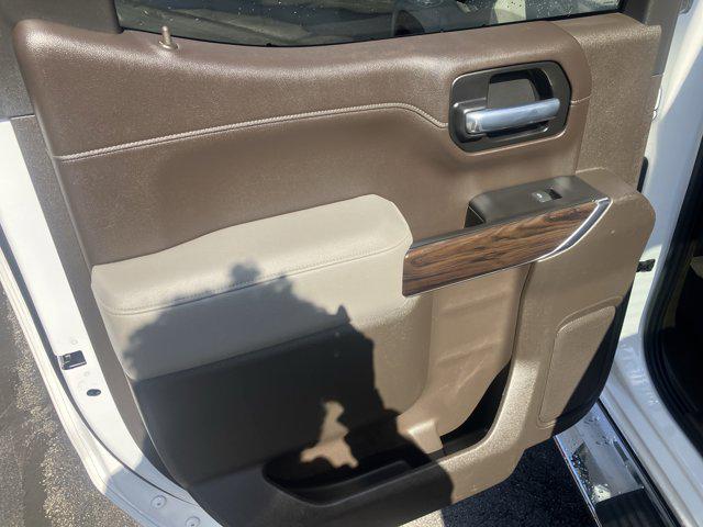 2021 GMC Sierra 1500 4WD Crew Cab Short Box SLT