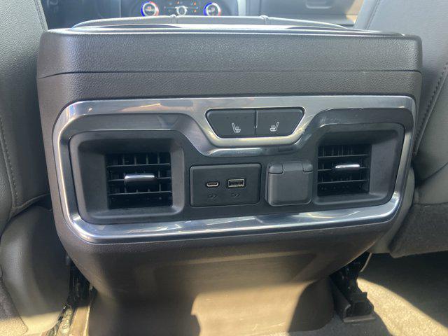 2021 GMC Sierra 1500 4WD Crew Cab Short Box SLT