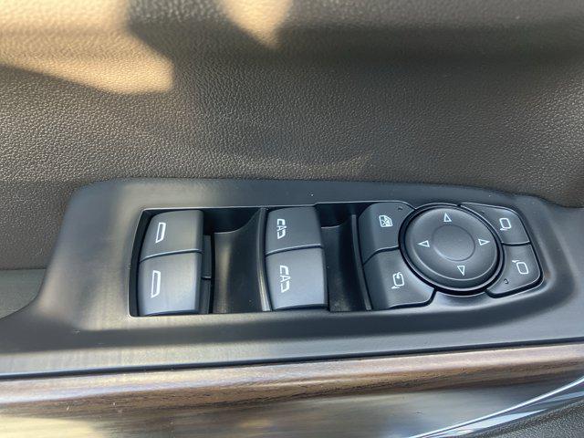 2021 GMC Sierra 1500 4WD Crew Cab Short Box SLT