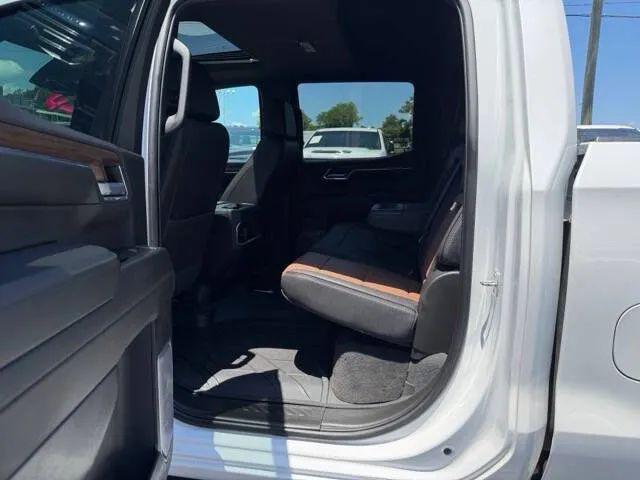 2023 Chevrolet Silverado 1500 4WD Crew Cab Short Bed High Country